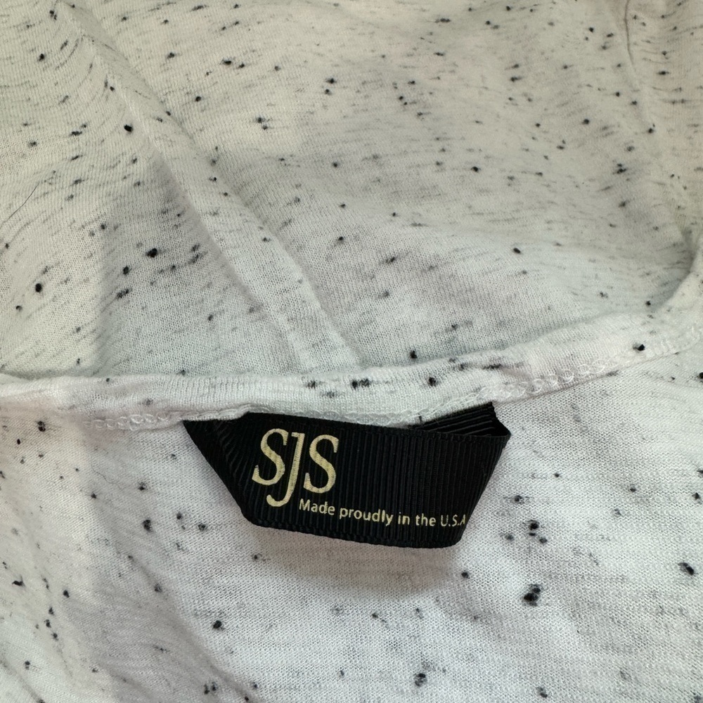 SJS Ivory "Love" Elephants Print Sleeveless Top (M) - Picture 9 of 10